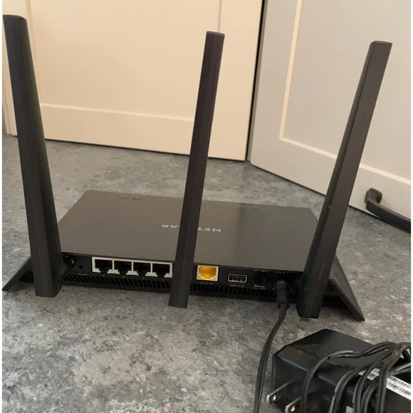 Router - Netgear Nighthawk Smart WiFi Router - Picture 4 of 12